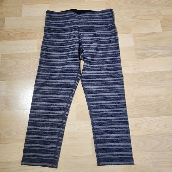 LULULEMON bold stripe wunder under crops - Picture 2 of 4